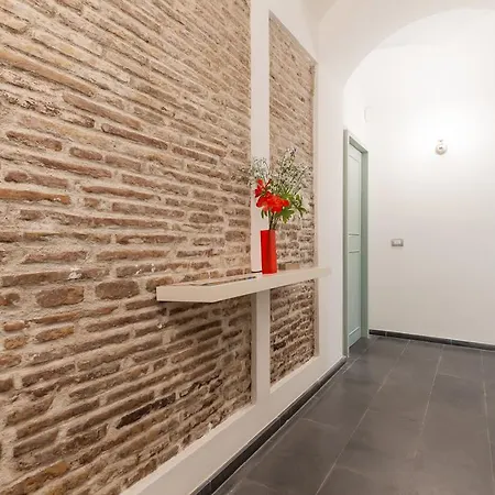 Apartment Forum *